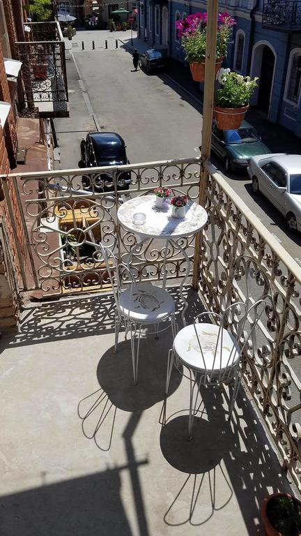 Art House Apartment Tbilisi Luaran gambar