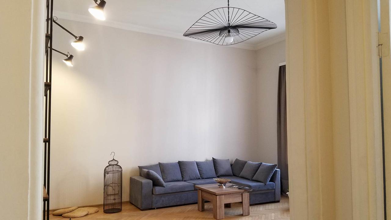 Art House Apartment Tbilisi Luaran gambar