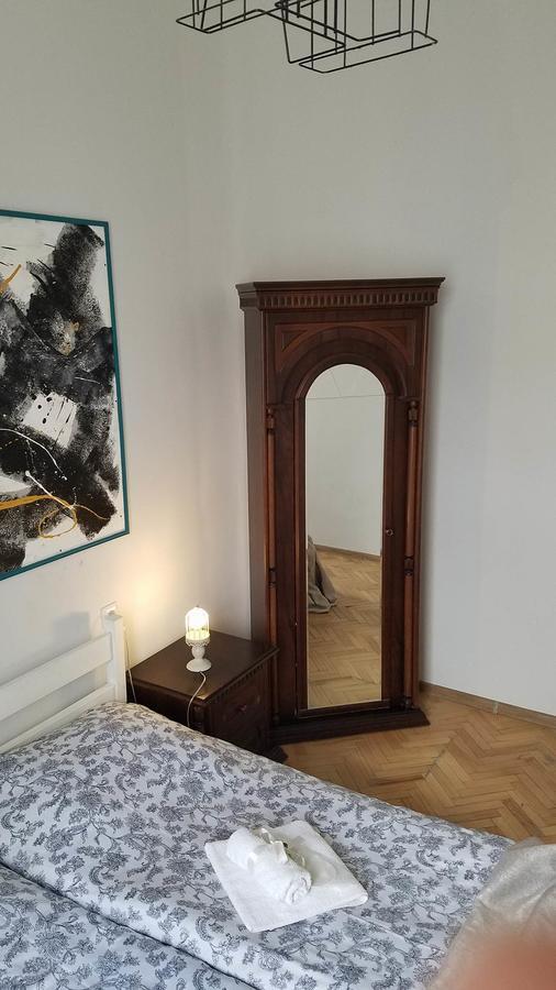 Art House Apartment Tbilisi Luaran gambar